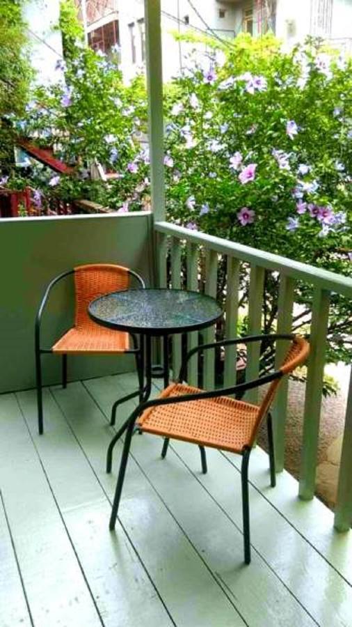 Apartment In Cozy Little Yard Tbiliszi Kültér fotó